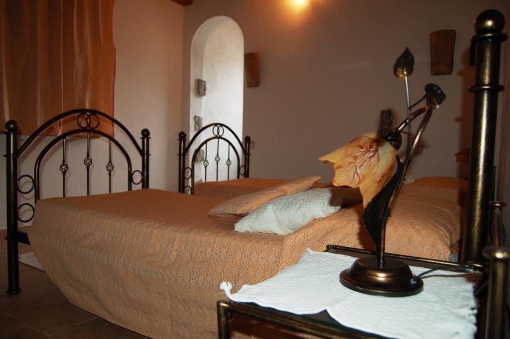 I Carrubi Guest House San Priamo Стая снимка