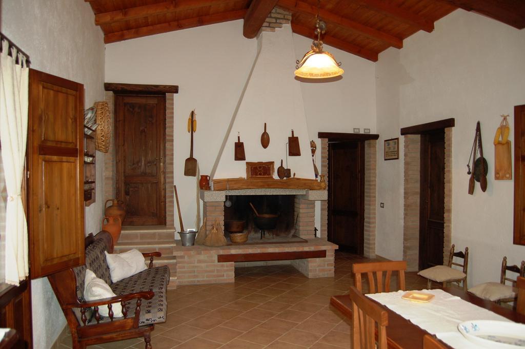 I Carrubi Guest House San Priamo Екстериор снимка